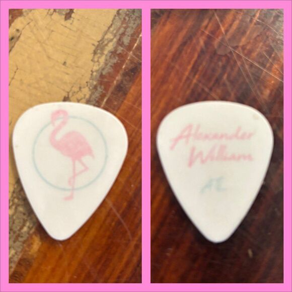 All Time Low guitar pics and more - Picture 4 of 6